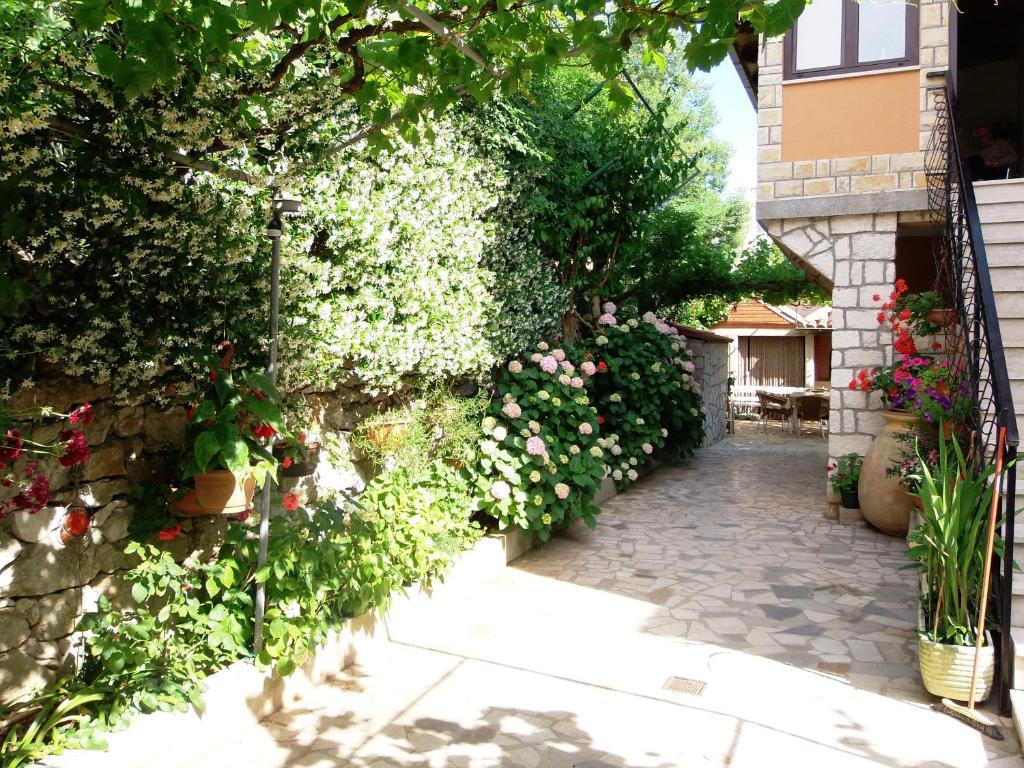Apartments Beba Mali Lošinj Habitación foto