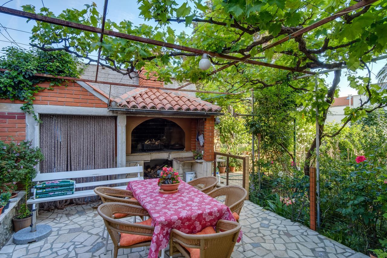 Apartments Beba Mali Lošinj Exterior foto